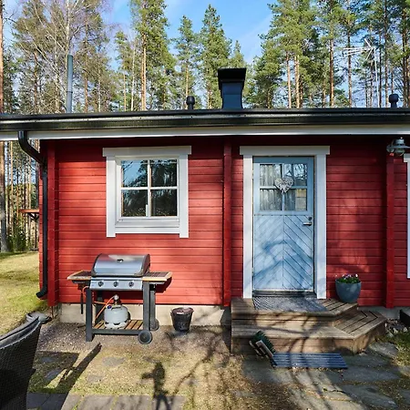Kukkula - Ac, Fireplace & Wood-fired Sauna Chalet Porvoo
