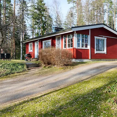 Kukkula - Ac, Fireplace & Wood-fired Sauna Chalet Porvoo