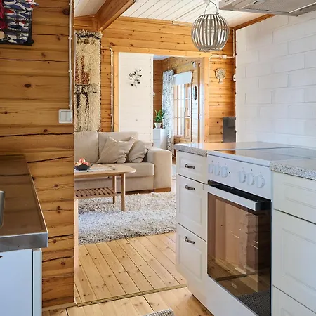 Chalet Kukkula - Ac, Fireplace & Wood-fired Sauna Porvoo