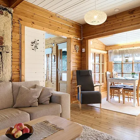 Chalet Kukkula - Ac, Fireplace & Wood-fired Sauna Porvoo